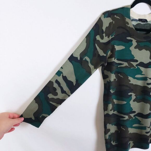 J. Crew Camo Merino Wool Sweater Womens S Streetwear Utility Preppy Lightweight - Picture 2 of 9